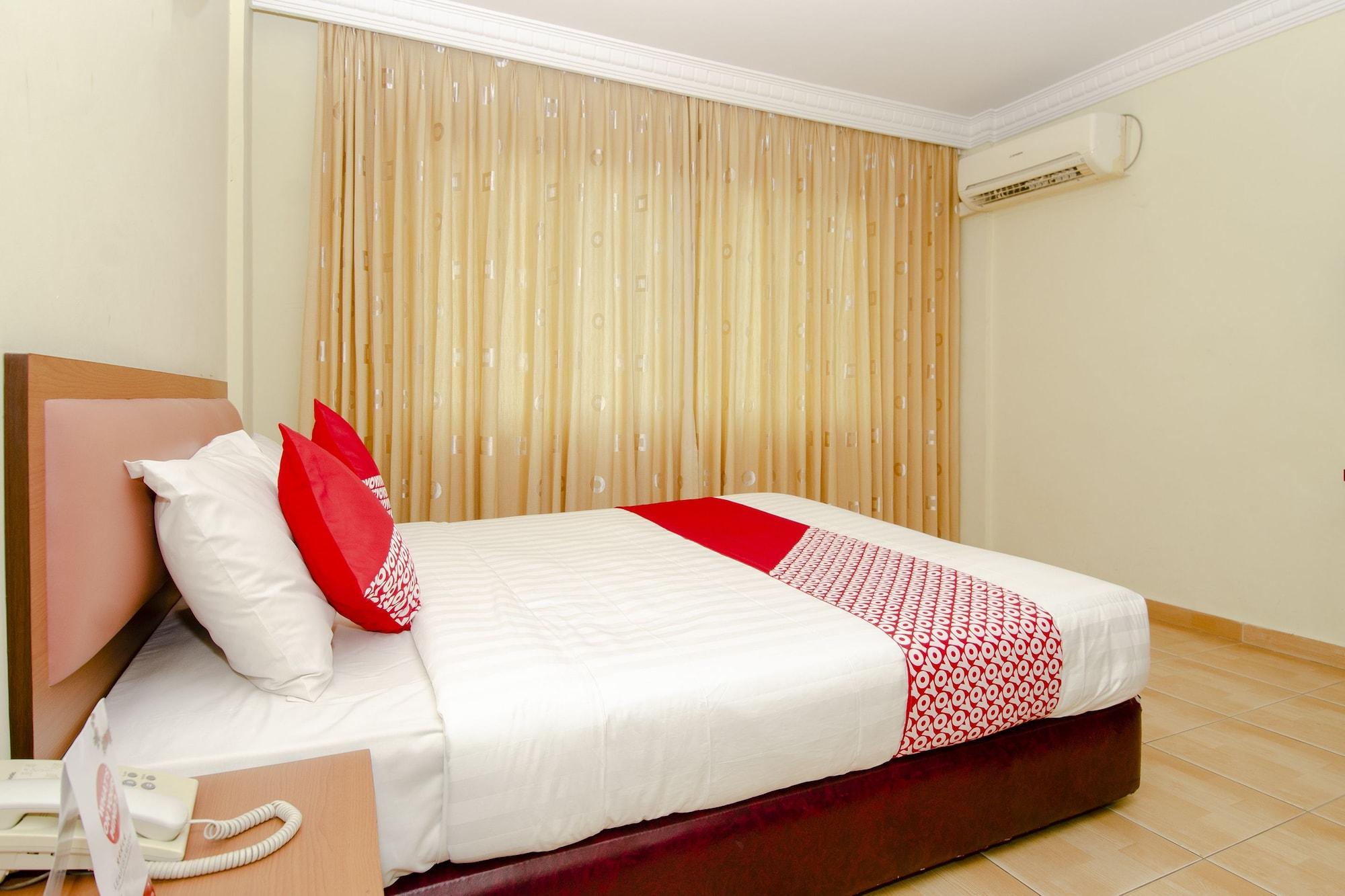 Halim Hotel Tanjung Pinang Eksteriør bilde